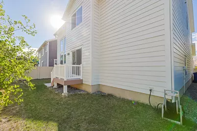 1752 W Valcrest Dr S, Saratoga Springs, UT 84045 - Photo 6