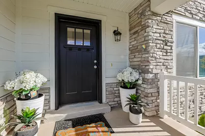 1752 W Valcrest Dr S, Saratoga Springs, UT 84045 - Photo 10