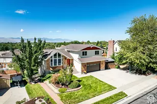 11548 S High Mesa Dr, Sandy, UT 84092 - Photo 2