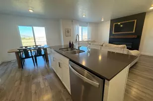 1206 W Hidden Spg Dr, Santaquin, UT 84655 - Photo 6