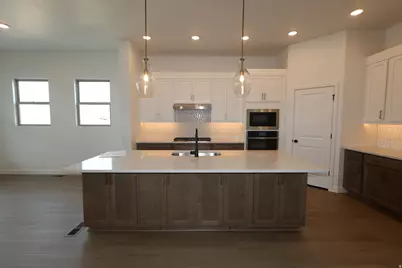 7292 W Hidden Hills Way, West Jordan, UT 84081 - Photo 4