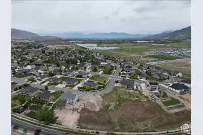 1367 W Cedar Pass Dr, Santaquin, UT 84655 - Photo 8