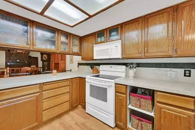 5494 S 250 E, Washington Terrace, UT 84405 - Photo 10