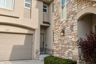 1577 W Wyngate Park Dr, South Jordan, UT 84095 - Photo 2