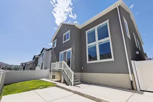 12323 S Varitek Dr, Herriman, UT 84096 - Photo 24
