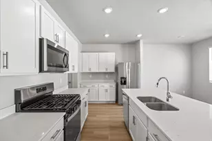944 E Cody St, Eagle Mountain, UT 84005 - Photo 18