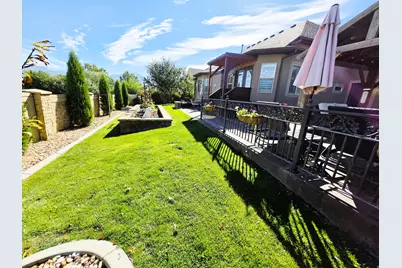 1642 W Hunters Creek Cir, South Jordan, UT 84095 - Photo 28