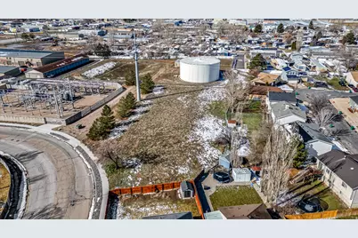 1105 E 3100 N, Layton, UT 84040 - Photo 2