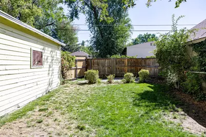 1527 Roberta St, Salt Lake City, UT 84115 - Photo 32