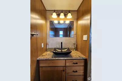 5071 S Escondido St E, Salt Lake City, UT 84117 - Photo 8