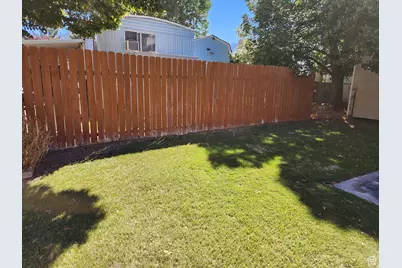 5071 S Escondido St E, Salt Lake City, UT 84117 - Photo 4