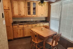5071 S Escondido St E, Salt Lake City, UT 84117 - Photo 2