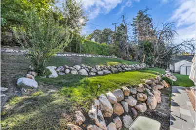 8845 S Capella Way E, Sandy, UT 84093 - Photo 28