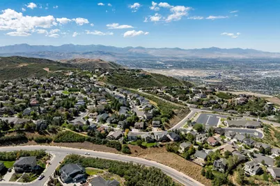 15045 S Round Tree Ln E, Draper, UT 84020 - Photo 40