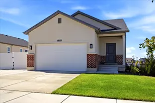 1788 E Duckwater Peak, Eagle Mountain, UT 84005 - Photo 2