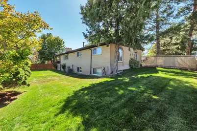 6247 S Coral Dr, Taylorsville, UT 84123 - Photo 30