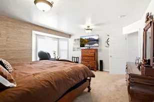 5945 S 1050 E, South Ogden, UT 84405 - Photo 16