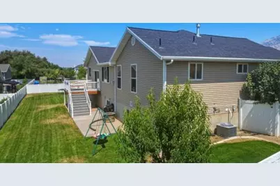 443 Meadow Ln, Providence, UT 84332 - Photo 16