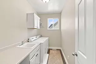 443 Meadow Ln, Providence, UT 84332 - Photo 40