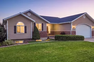 443 Meadow Ln, Providence, UT 84332 - Photo 1