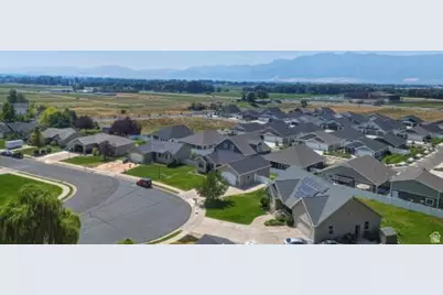 443 Meadow Ln, Providence, UT 84332 - Photo 22