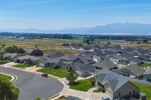 443 Meadow Ln, Providence, UT 84332 - Photo 22