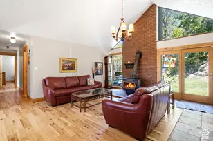 2762 E 6425 S, Uintah, UT 84403 - Photo 6