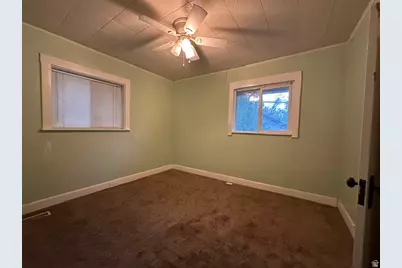 574 E 32nd S, Ogden, UT 84403 - Photo 10