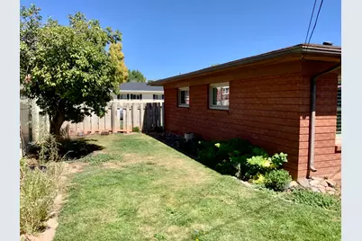 111 W 570 N, Richfield, UT 84701 - Photo 8