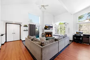 1140 E Parkway Ave, Salt Lake City, UT 84106 - Photo 2