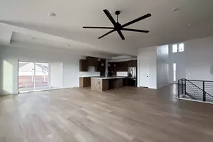 564 E Matthews Cir, Grantsville, UT 84029 - Photo 14