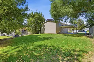 111 W 400 S, Kaysville, UT 84037 - Photo 18