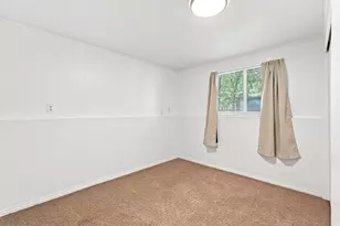 111 W 400 S, Kaysville, UT 84037 - Photo 14