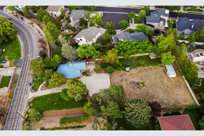 1880 E 11400 St S, Sandy, UT 84092 - Photo 8