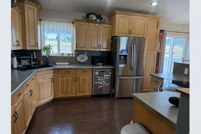 715 S Hillcrest Loop, Malad City, ID 83252 - Photo 6