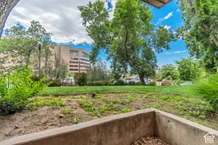 425 S 1000 E, Salt Lake City, UT 84102 - Photo 12