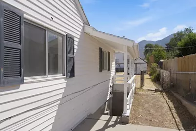 105 S 5th St E, Tooele, UT 84074 - Photo 16