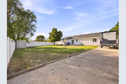 1751 W 140 S, Orem, UT 84058 - Photo 10