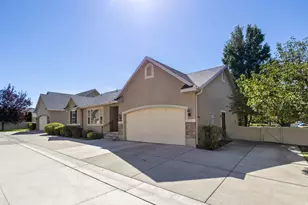 1689 W Cadbury Ln S, Springville, UT 84663 - Photo 38