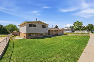769 Hill Blvd, Layton, UT 84041 - Photo 2