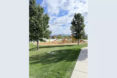 4049 S 6820 W, West Valley, UT 84128 - Photo 30