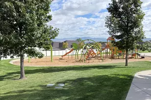 4049 S 6820 W, West Valley, UT 84128 - Photo 38