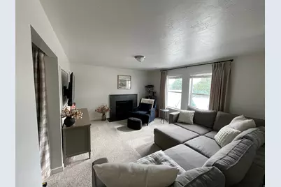 4049 S 6820 W, West Valley, UT 84128 - Photo 6