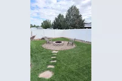 4049 S 6820 W, West Valley, UT 84128 - Photo 24