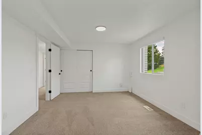 2120 E 11270 S, Sandy, UT 84092 - Photo 26