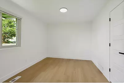 2120 E 11270 S, Sandy, UT 84092 - Photo 30