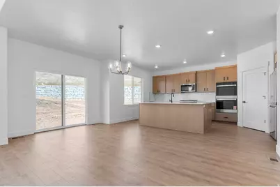 1298 W 2350 S #22, Perry, UT 84302 - Photo 4