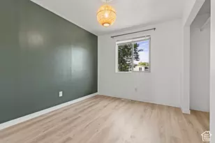 1005 W 550 S, Layton, UT 84041 - Photo 14