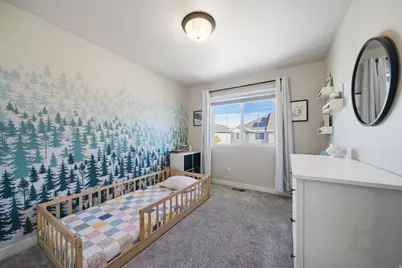 163 E Hamilton Row, Saratoga Springs, UT 84045 - Photo 14