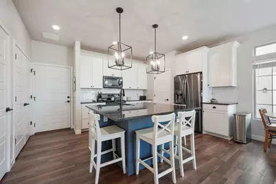 163 E Hamilton Row, Saratoga Springs, UT 84045 - Photo 6